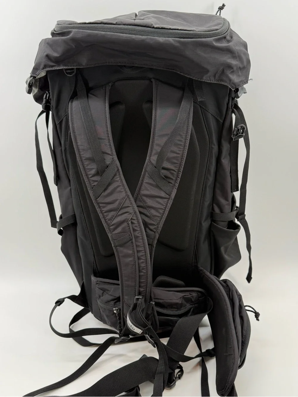 Columbia Black Men's Outdoor Backpack with internal frame